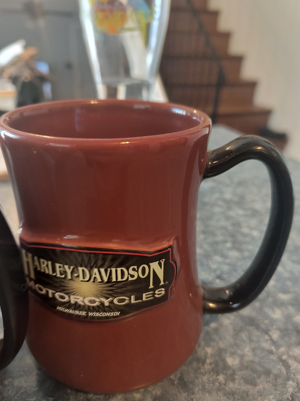 Four Harley-Davidson Brown Mug with Black Handle and Logo Plaque - Picture 5 of 5